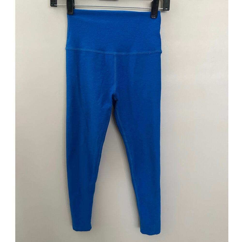 Beyond Yoga Spacedye High Waisted Capri Legging in Court Blue Heather SZ S